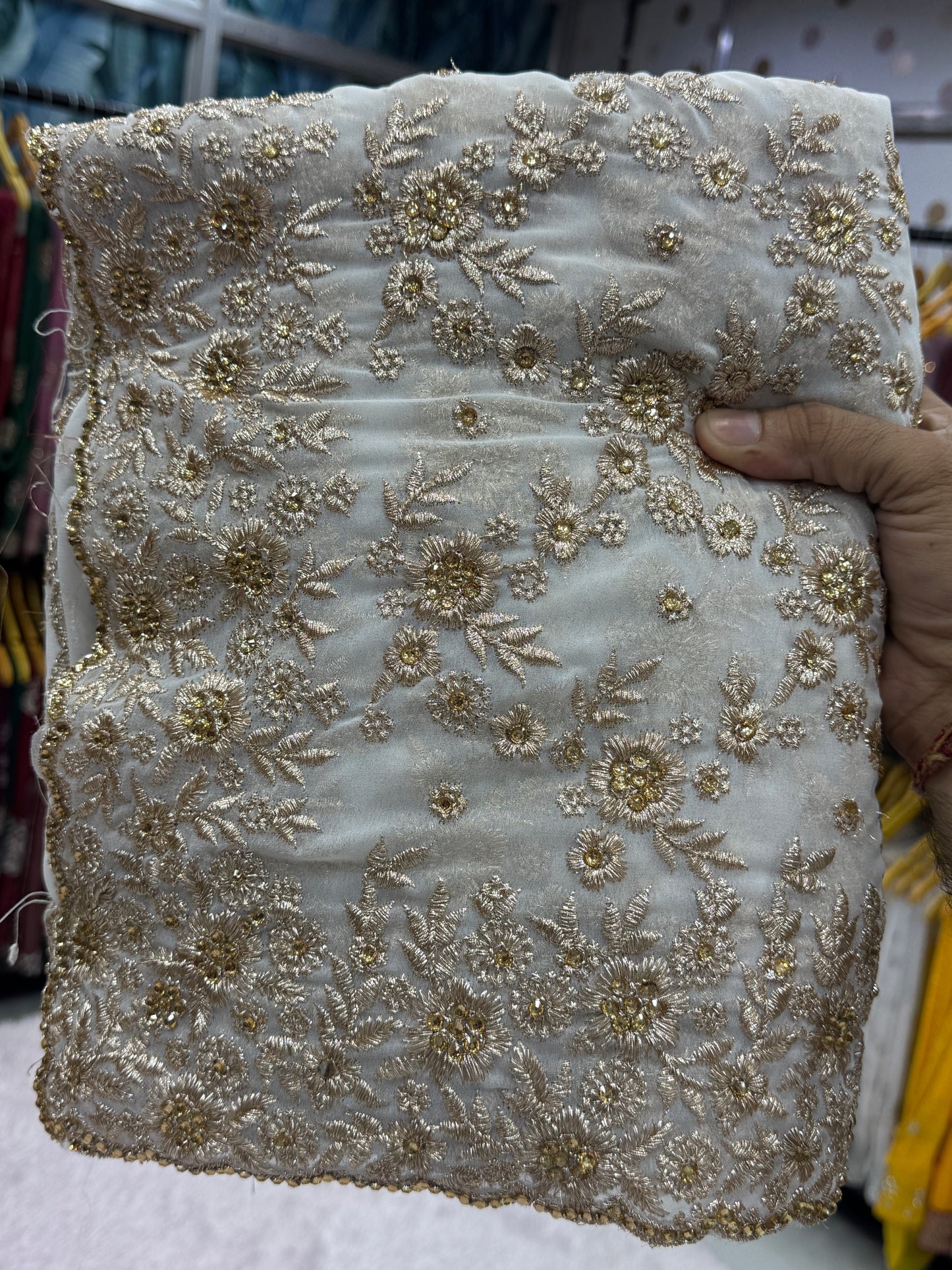 Elegant White & Gold Heavy Zari Embroidery Designer Saree – Luxury Wedding Collection