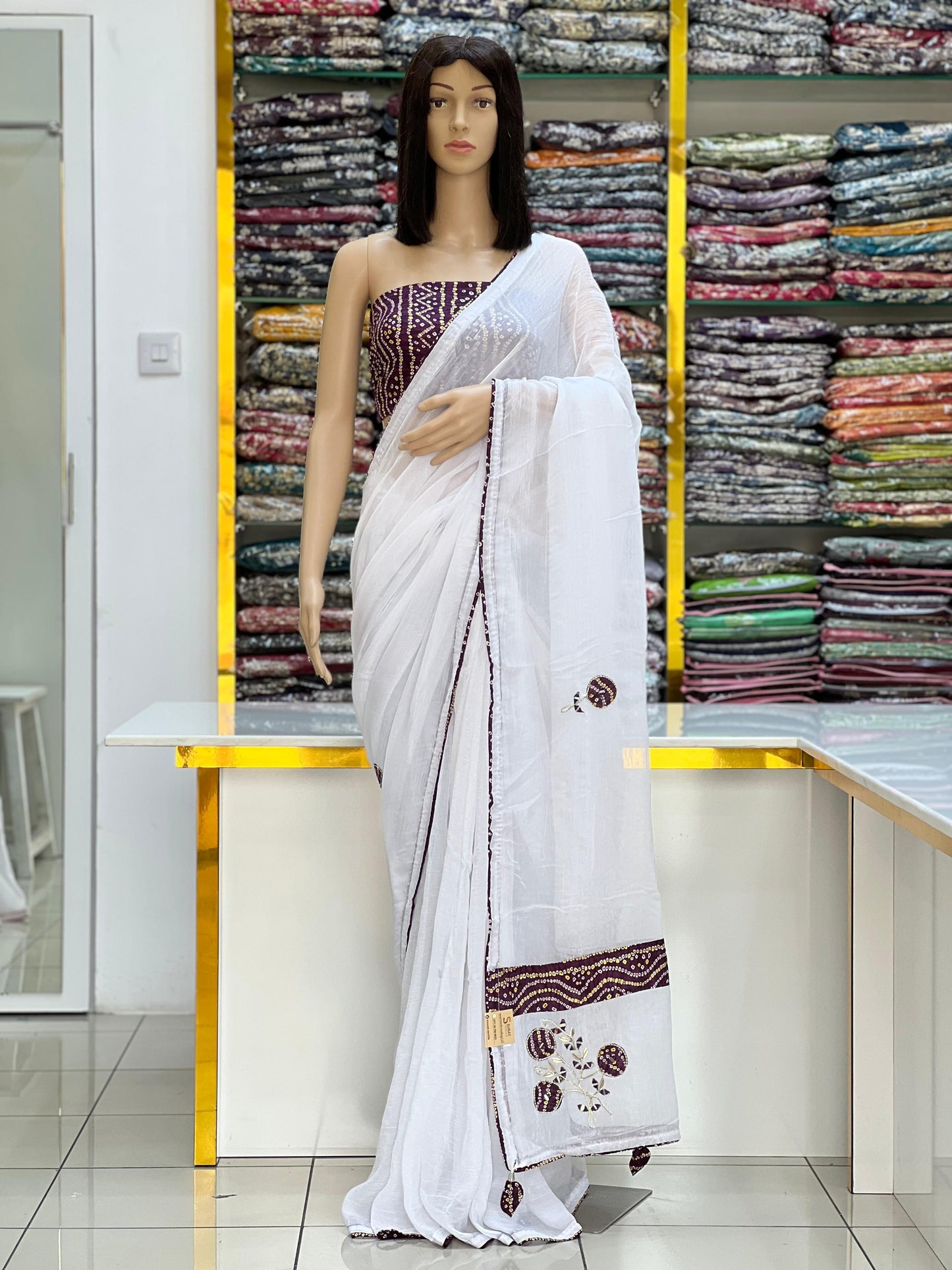 Pure White Georgette Saree with Pink Patch Work & Khatli work and contras border blouse