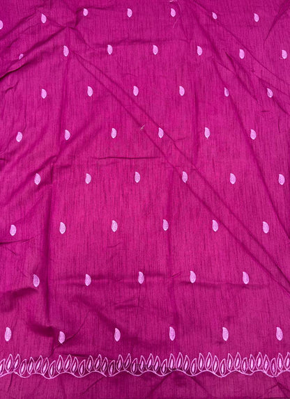 Elegant Crunchy Chiffon Saree with Designer Embroidered Border